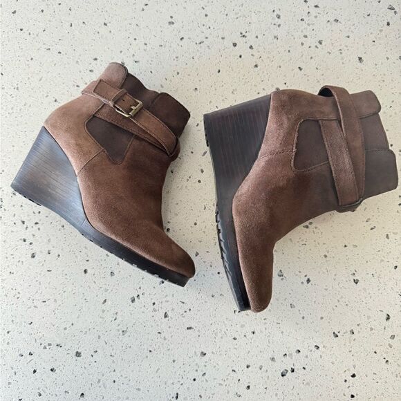 Ralph Lauren Yasline Women’s Brown Suede Leather Wedge Heeled Ankle Booties Sz 6 - Picture 4 of 12